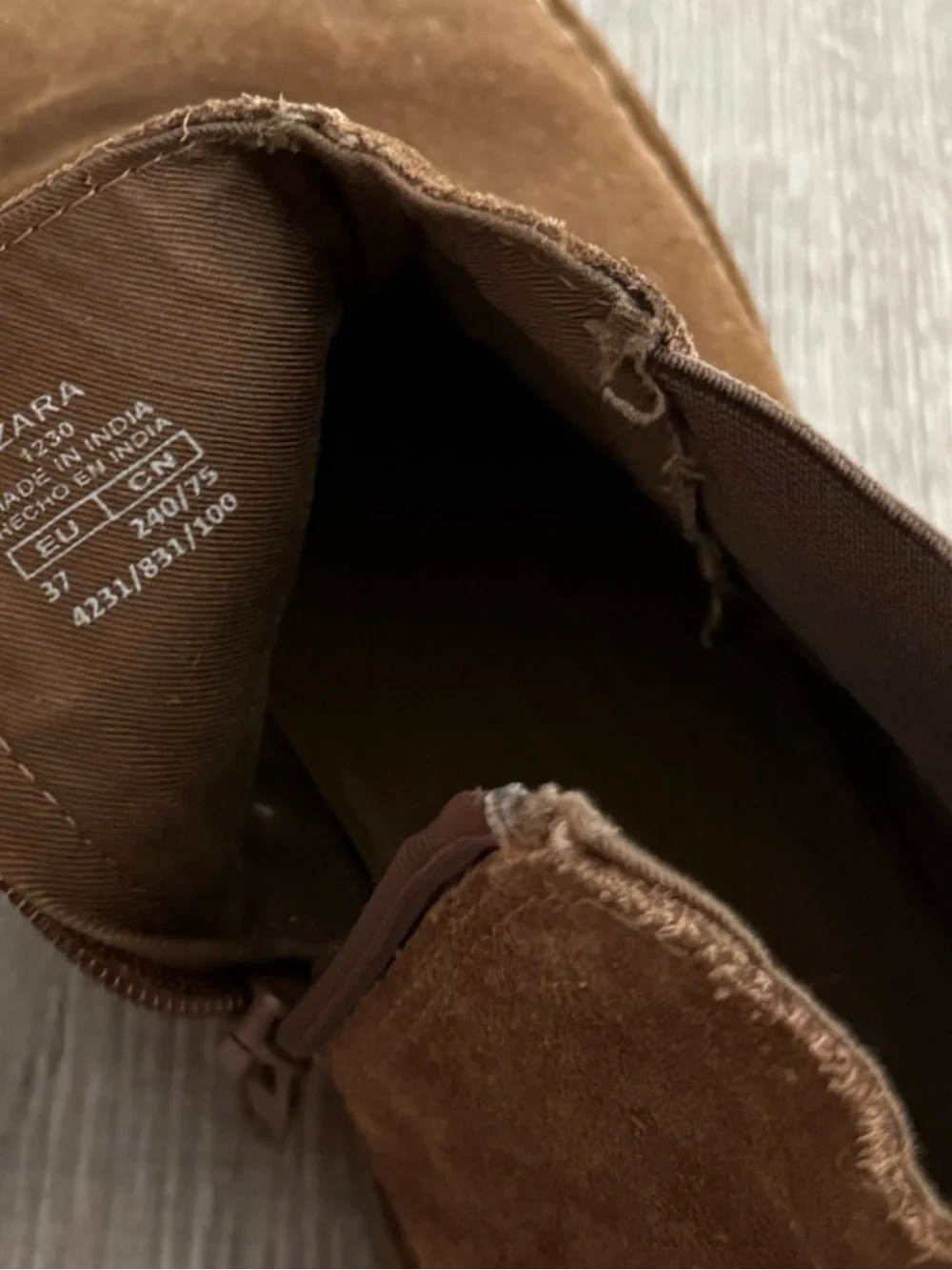 Kids / Boys Brown Suede Chelsea Boots